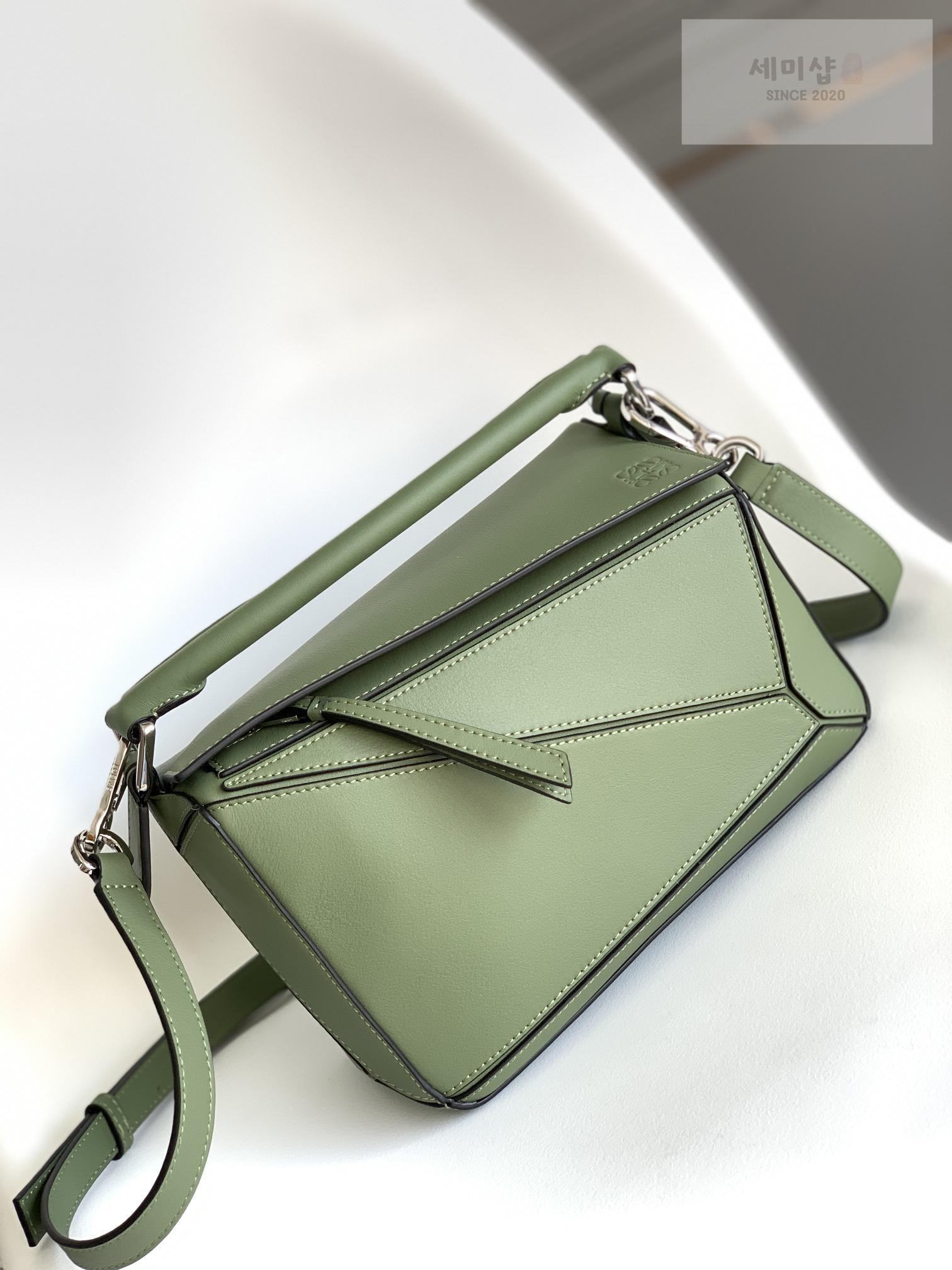 Loewe Loewe Small Puzzle Bag 50번 이미지