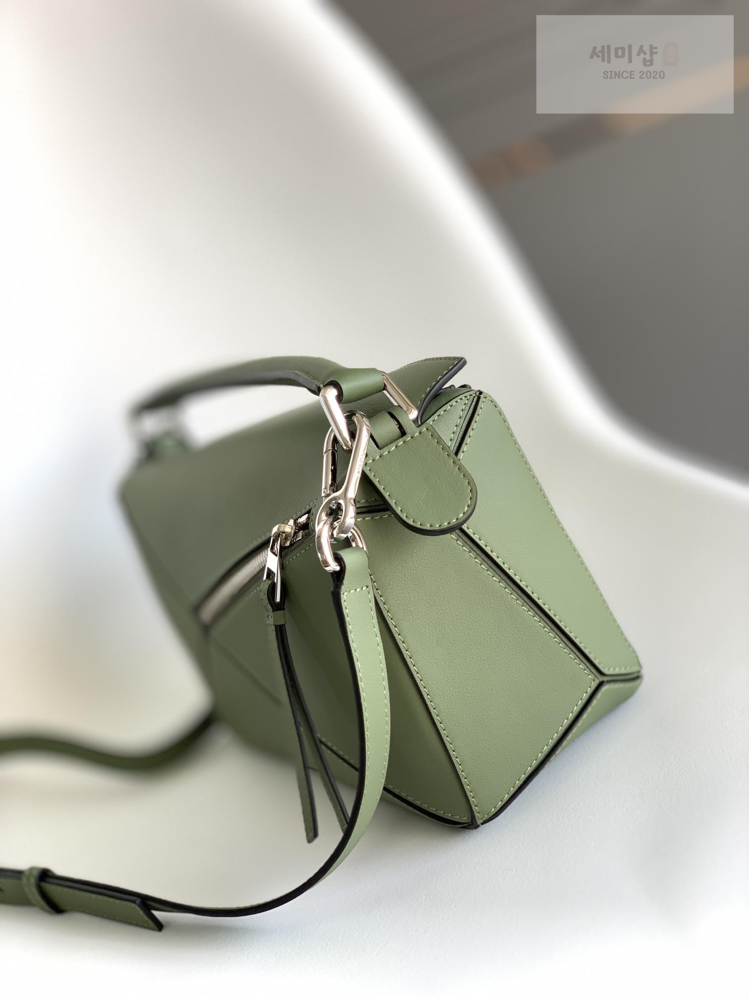 Loewe Loewe Small Puzzle Bag 52번 이미지