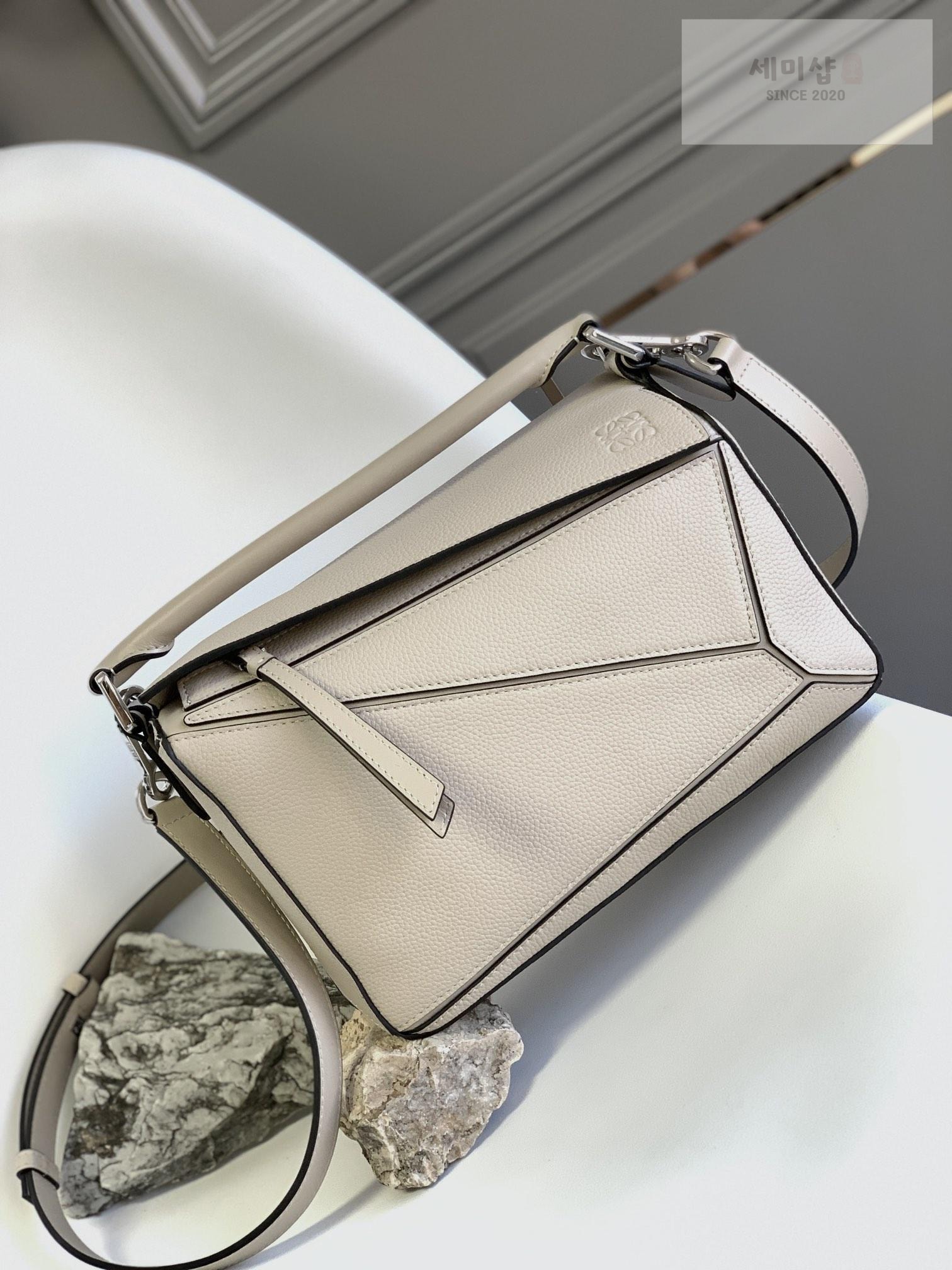 Loewe Loewe Small Puzzle Bag 63번 이미지