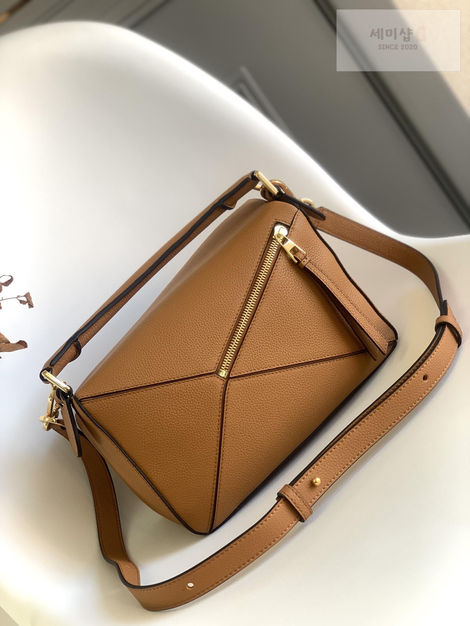Loewe Loewe Small Puzzle Bag 70번 이미지