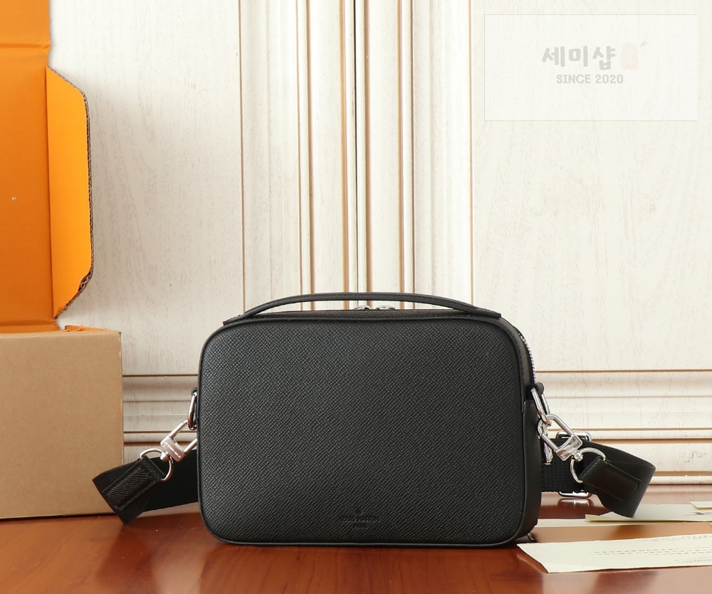 Louis Vuitton Avenue Messenger 레플리카 1번 이미지 - Bag | 세미샵 레플리카 사이트