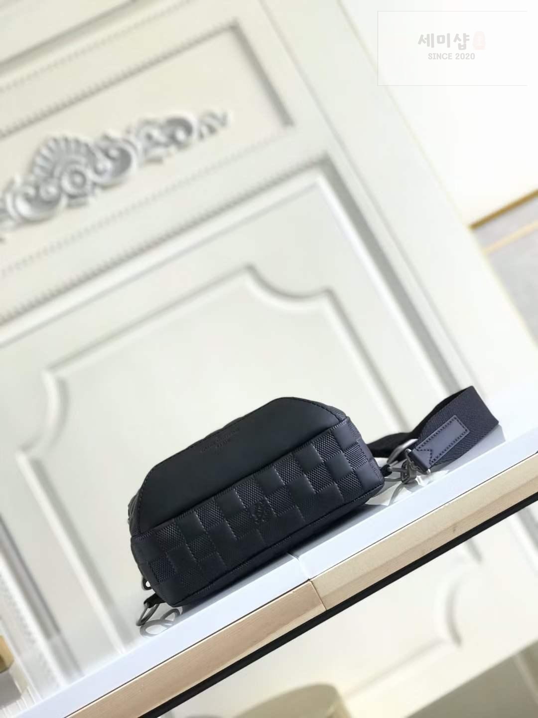 Louis Vuitton Louis Vuitton Avenue Sling Bag 11번 이미지
