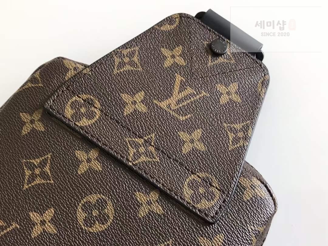 Louis Vuitton Louis Vuitton Avenue Sling Bag 23번 이미지