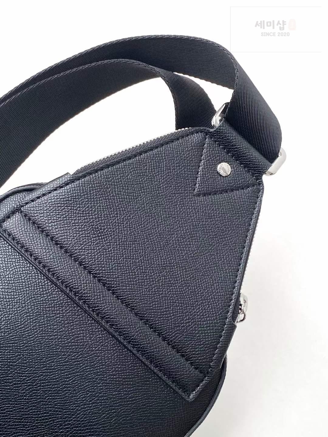 Louis Vuitton Louis Vuitton Avenue Sling Bag 27번 이미지