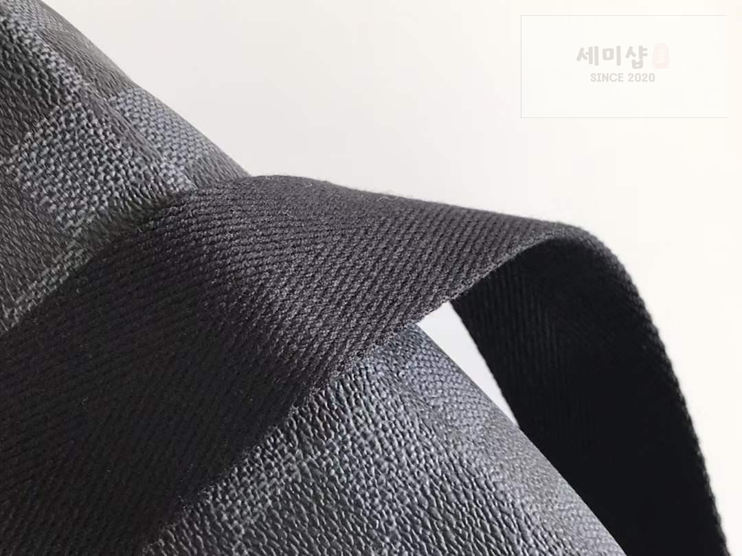 Louis Vuitton Louis Vuitton Avenue Sling Bag 35번 이미지