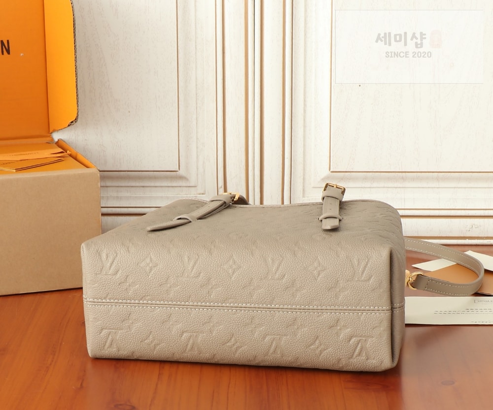 Louis Vuitton Babylone Tote PM Bag 12번 이미지