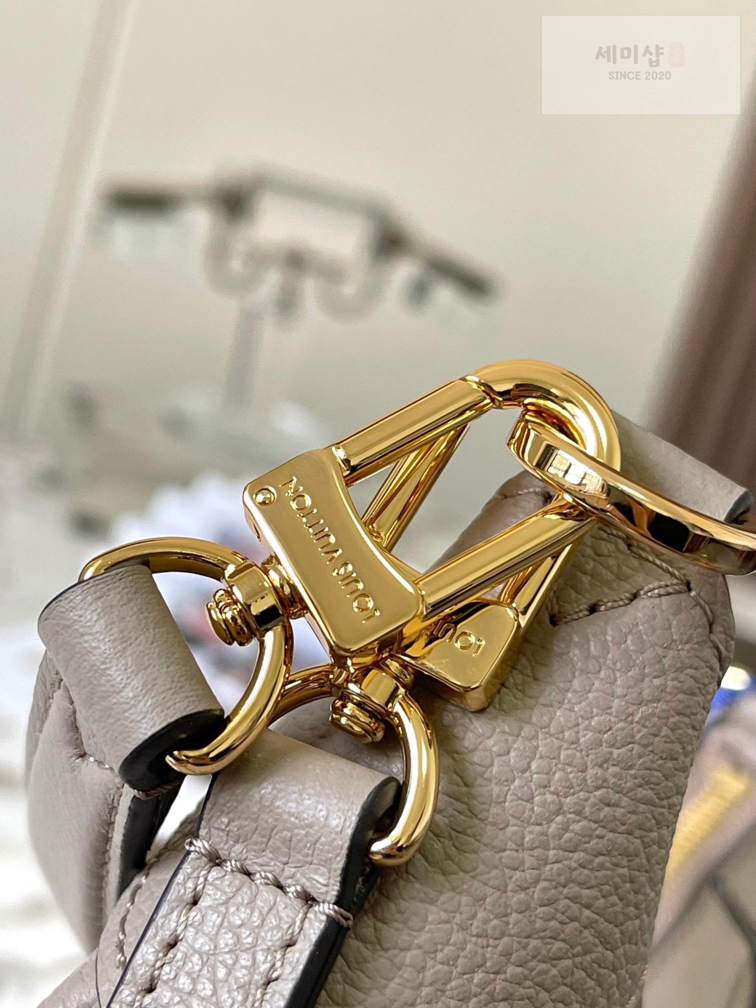 Louis Vuitton Louis Vuitton Bagatelle Bag 3번 이미지