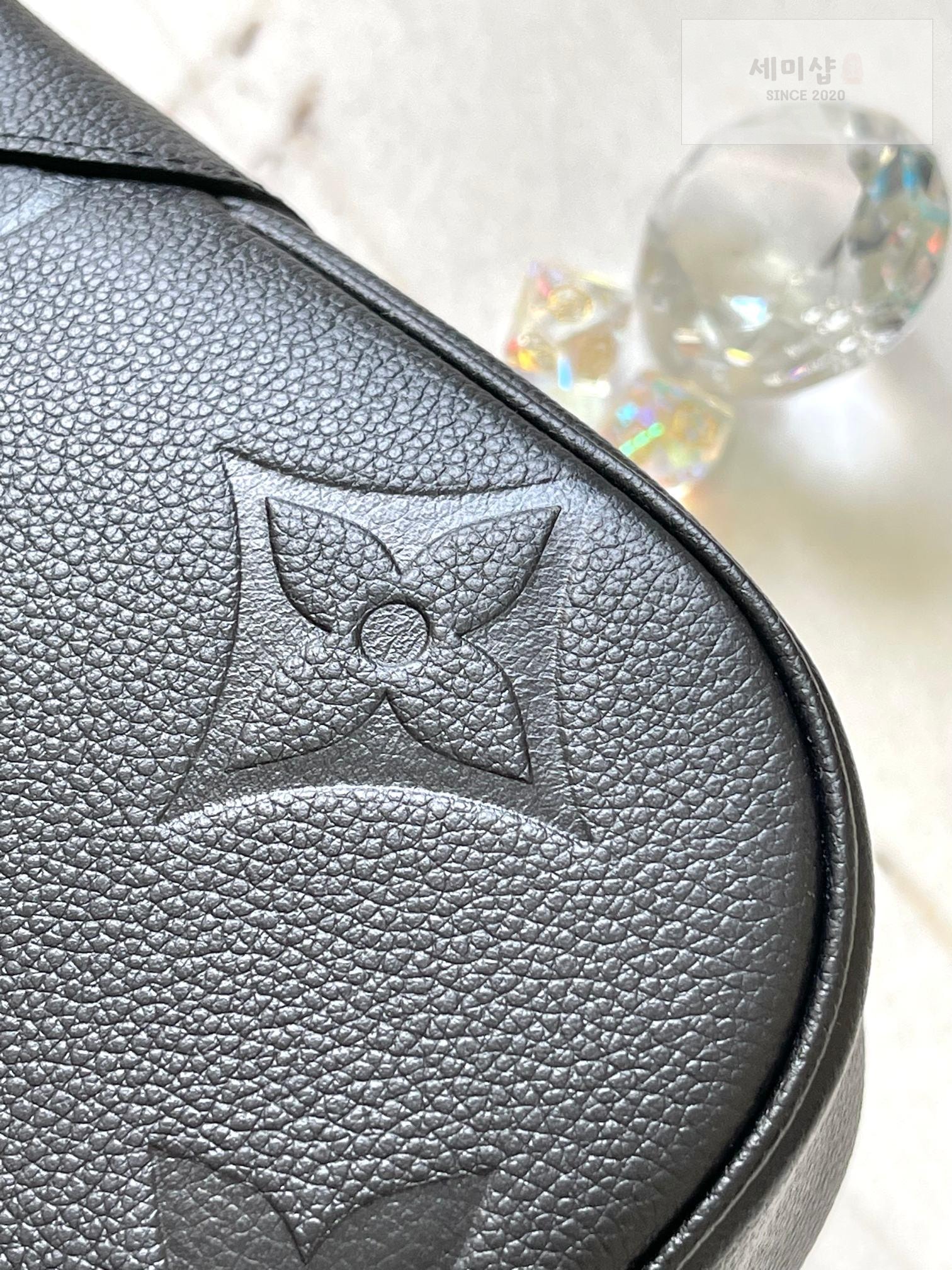 Louis Vuitton Louis Vuitton Bagatelle Bag 20번 이미지