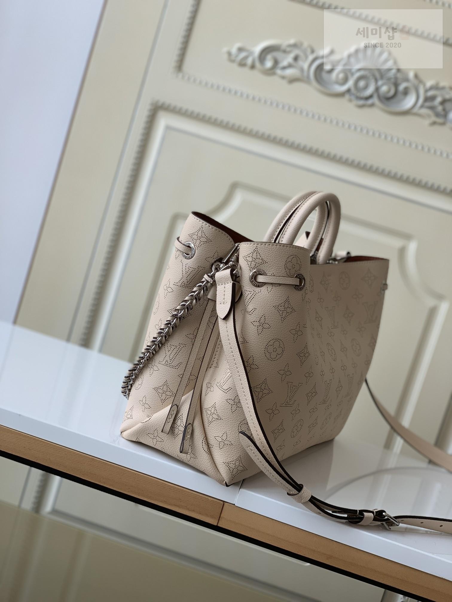 Louis Vuitton Louis Vuitton Bella Tote Bag 2번 이미지