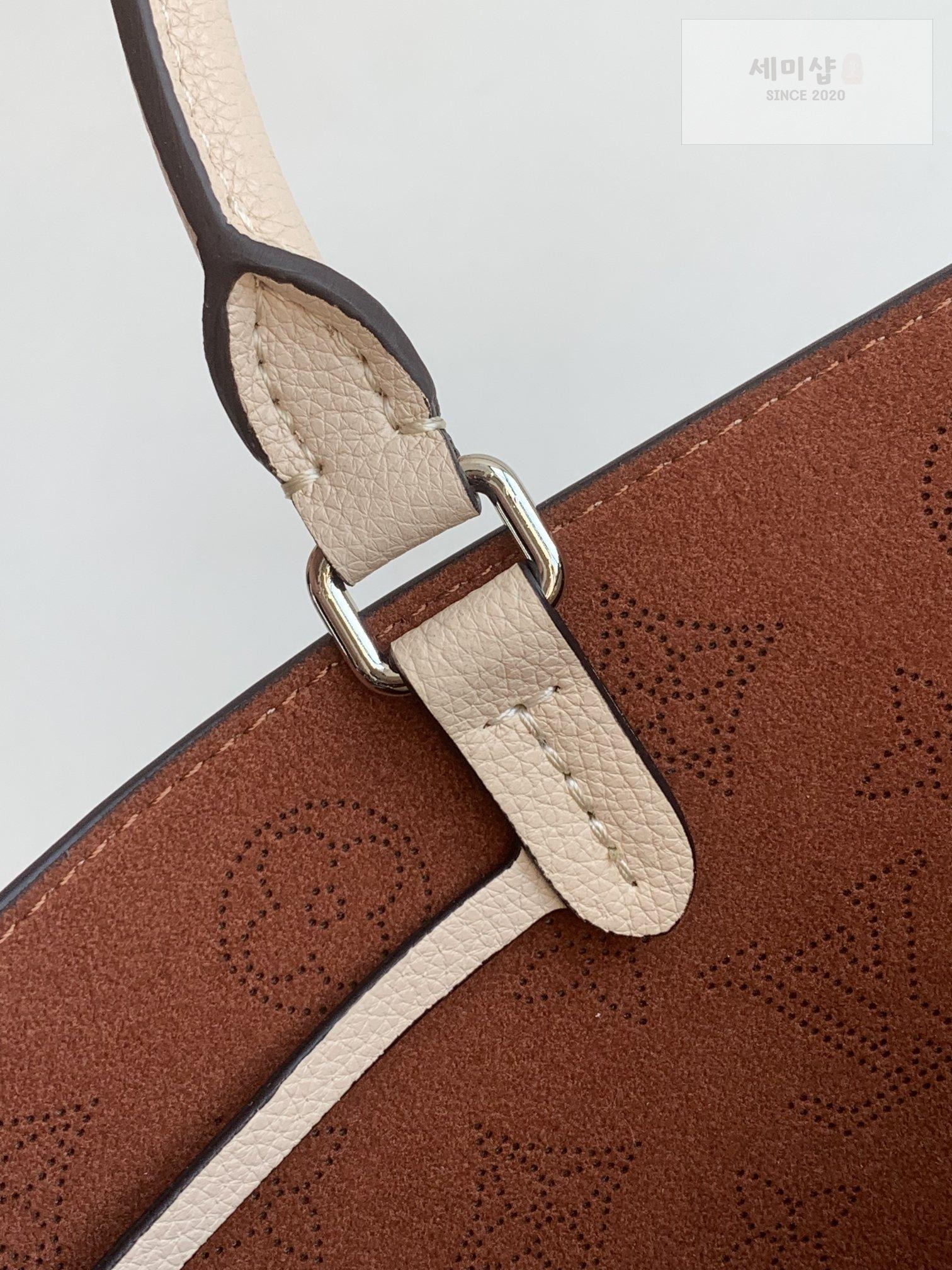 Louis Vuitton Louis Vuitton Bella Tote Bag 5번 이미지