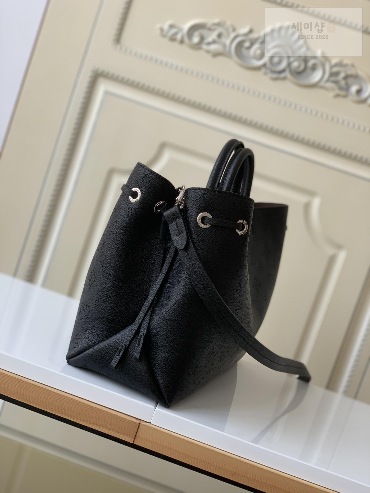 Louis Vuitton Louis Vuitton Bella Tote Bag 10번 이미지