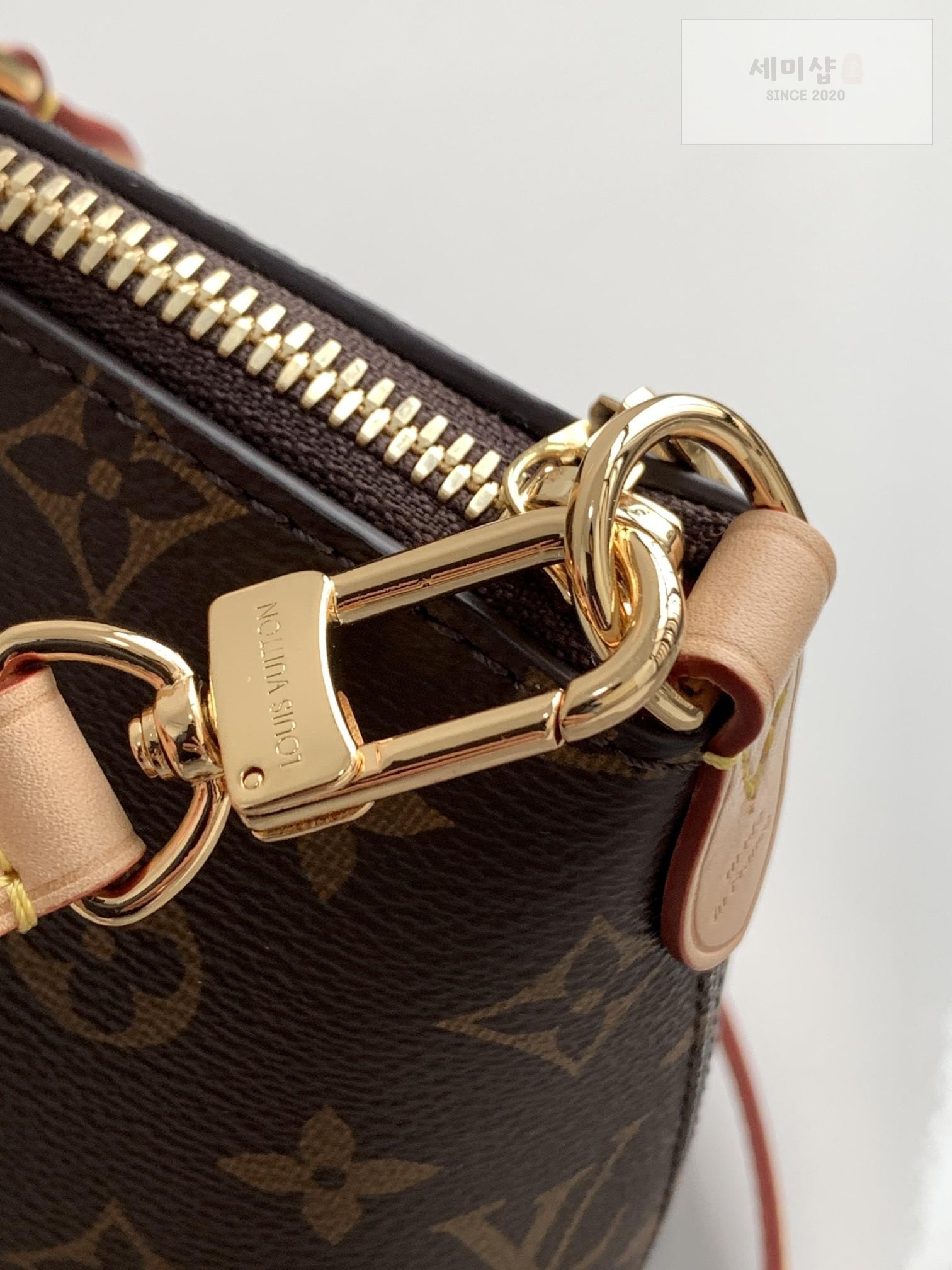 Louis Vuitton Louis Vuitton Boetti Monogram Bag 16번 이미지