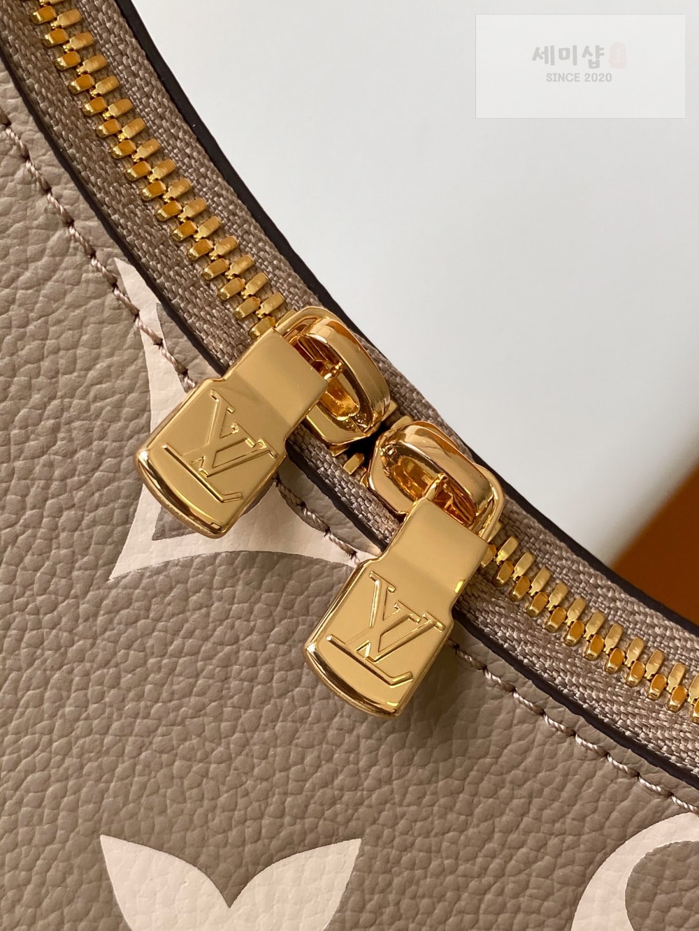 Louis Vuitton Louis Vuitton Boulogne Monogram Empreinte Leather Bag 5번 이미지