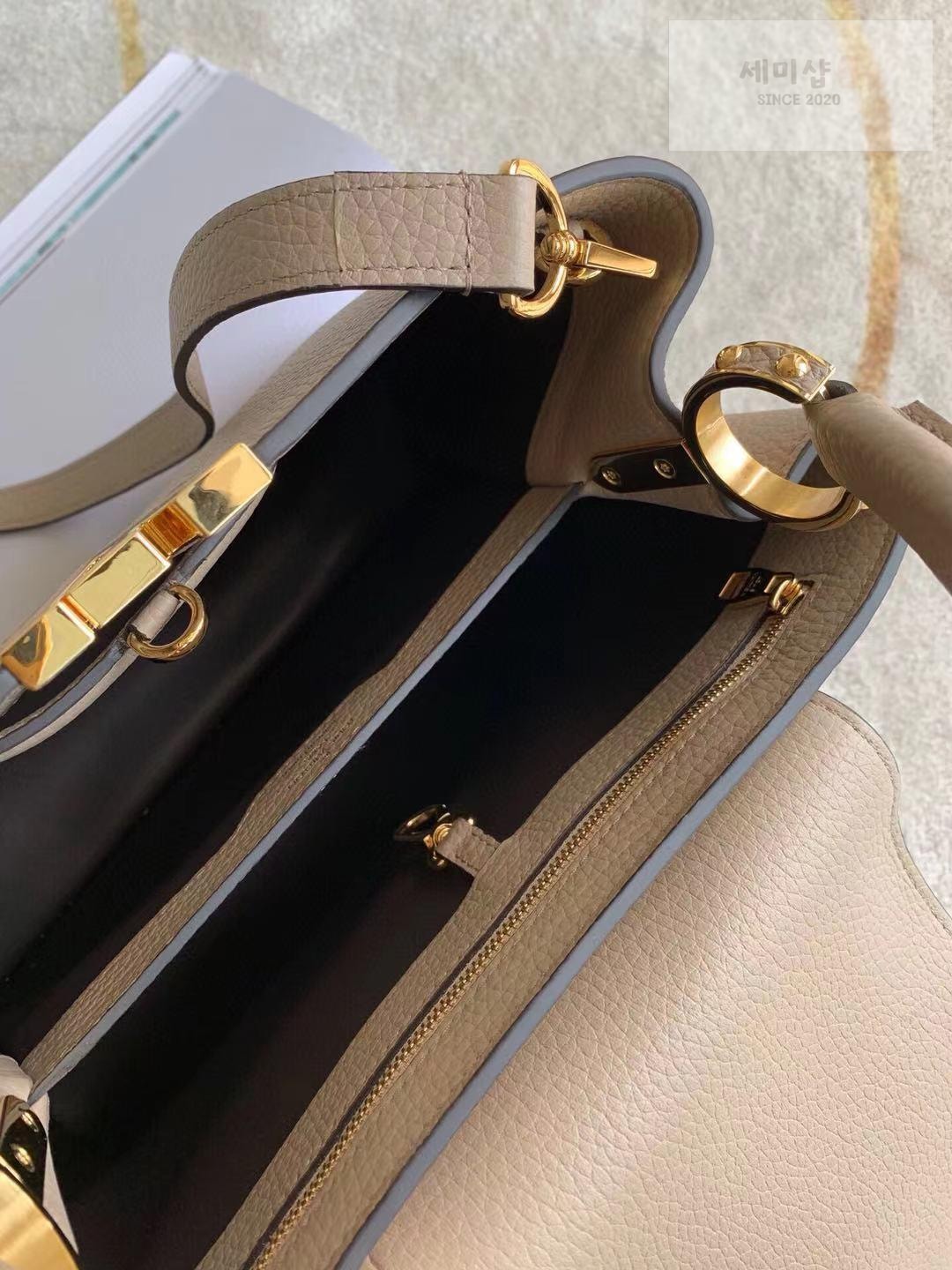 Louis Vuitton Louis Vuitton Capucine BB Bag 17번 이미지