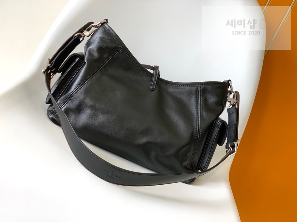 Louis Vuitton Louis Vuitton Carry All Cargo PM Bag 1번 이미지