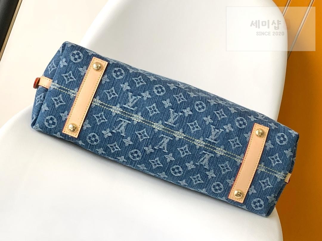 Louis Vuitton Louis Vuitton Carry All Monogram Denim Bag 3번 이미지