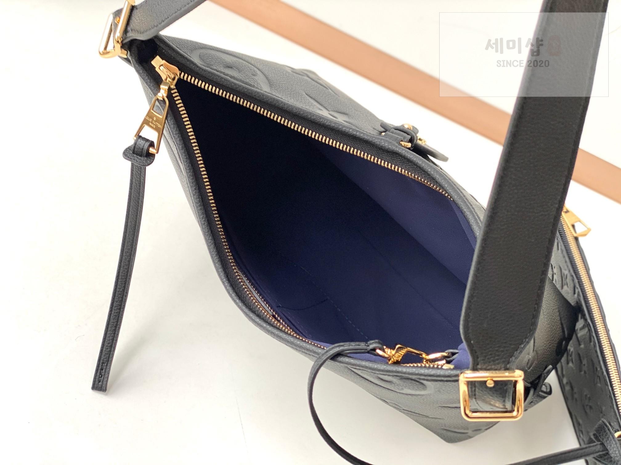 Louis Vuitton Louis Vuitton Carry All PM Bag 15번 이미지
