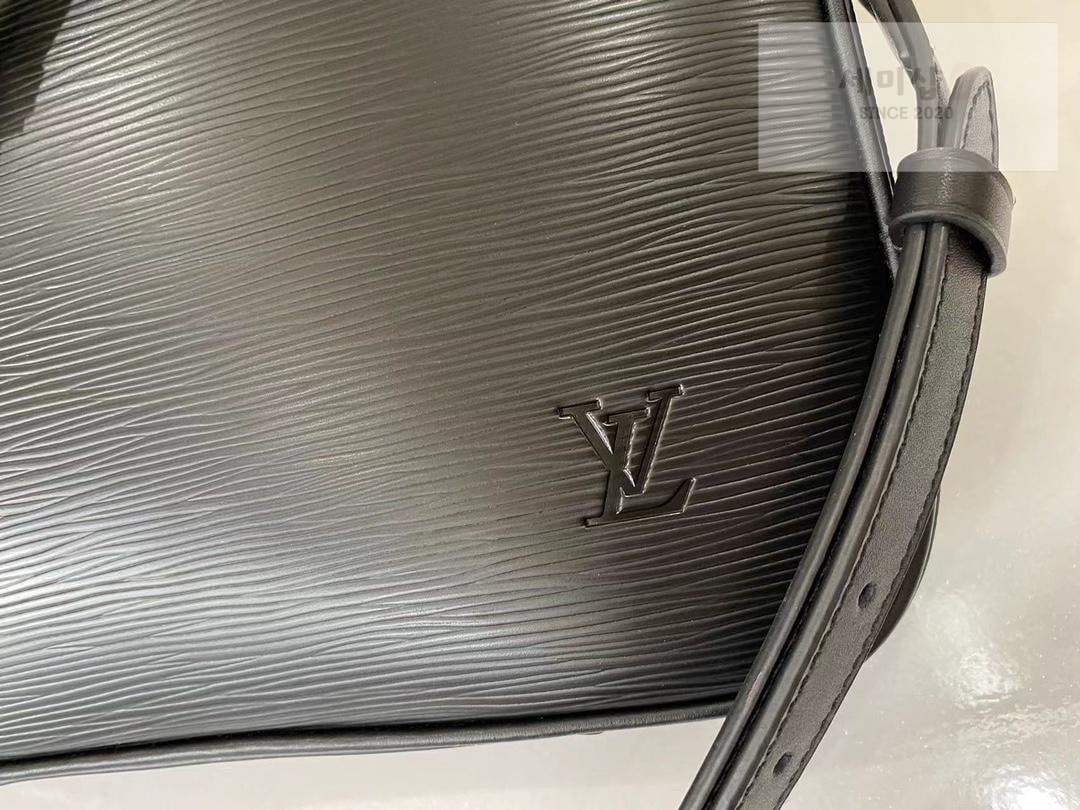 Louis Vuitton Louis Vuitton Dandy MM Epi Bag 3번 이미지