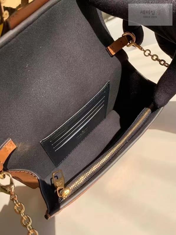Louis Vuitton Louis Vuitton Dauphine Chain Wallet Monogram Bag 8번 이미지