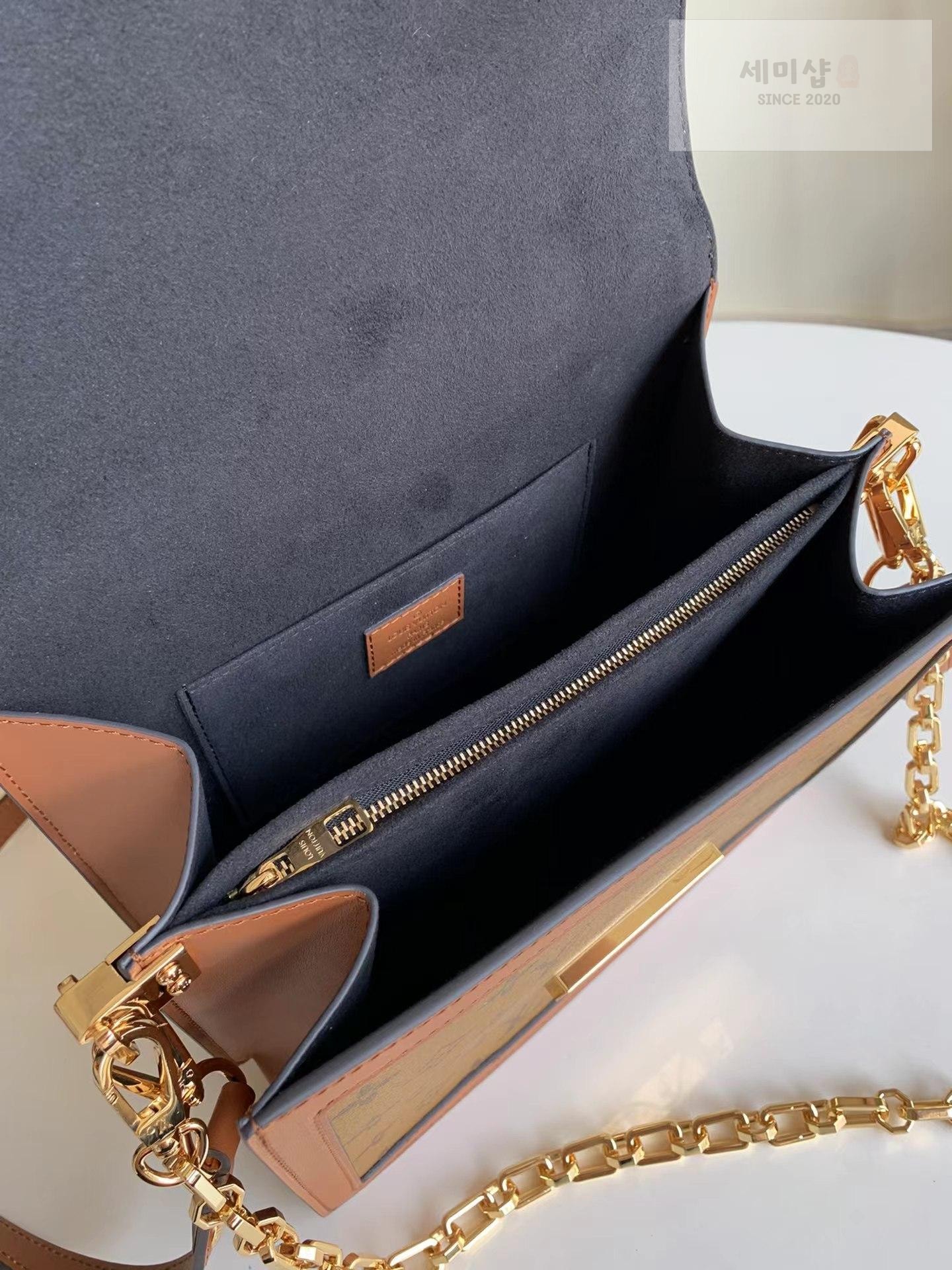 Louis Vuitton Louis Vuitton Dauphine Mini MM Bag 5번 이미지