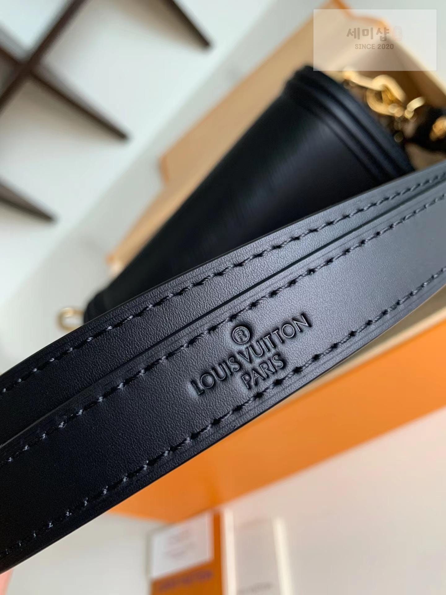 Louis Vuitton Louis Vuitton Dauphine Mini MM Bag 23번 이미지