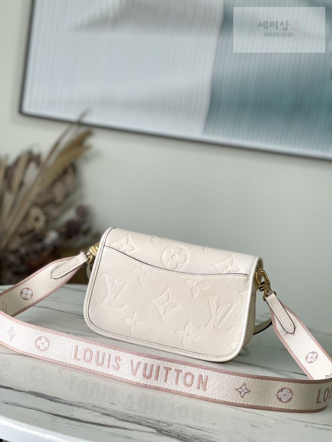 Louis Vuitton Louis Vuitton Diane Bag 10번 이미지