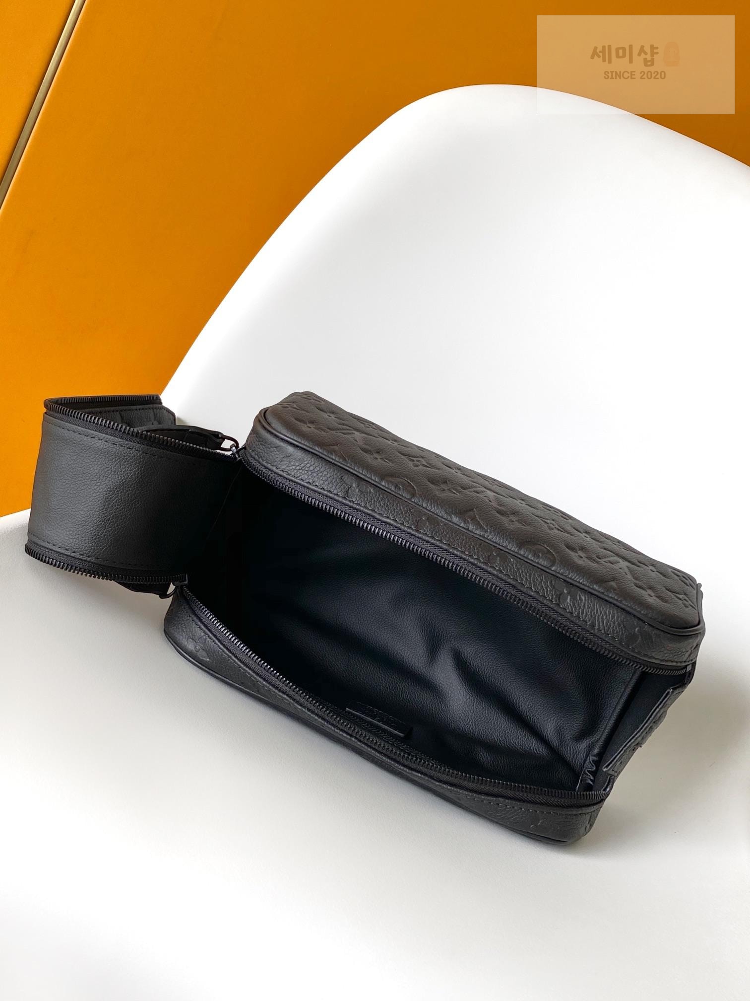 Louis Vuitton Louis Vuitton Dopp Kit Bag 3번 이미지