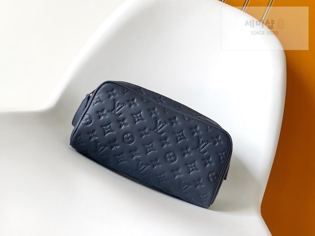 Louis Vuitton Louis Vuitton Dopp Kit Bag 8번 이미지
