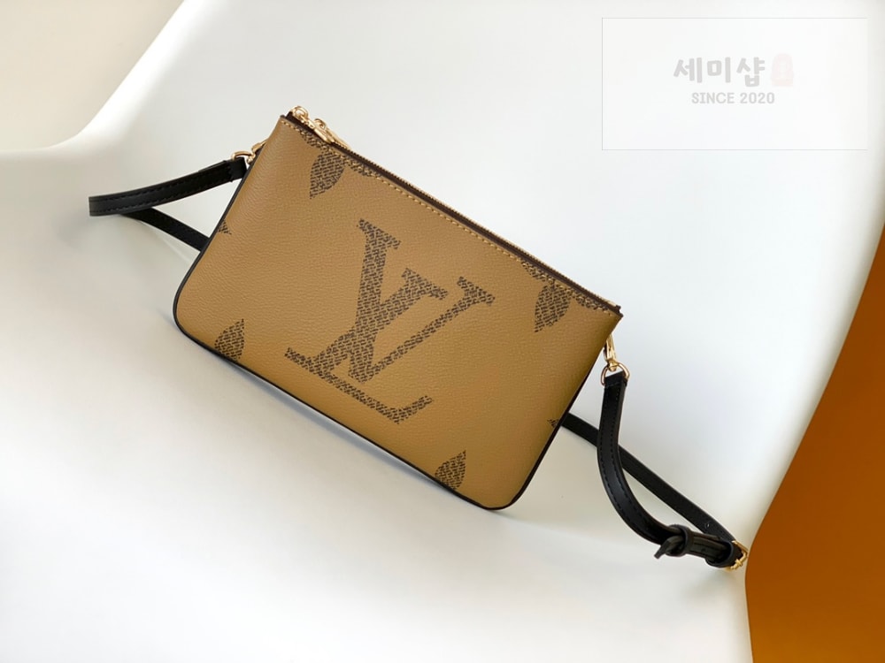 Louis Vuitton Louis Vuitton Double Zip Pochette Bag 1번 이미지