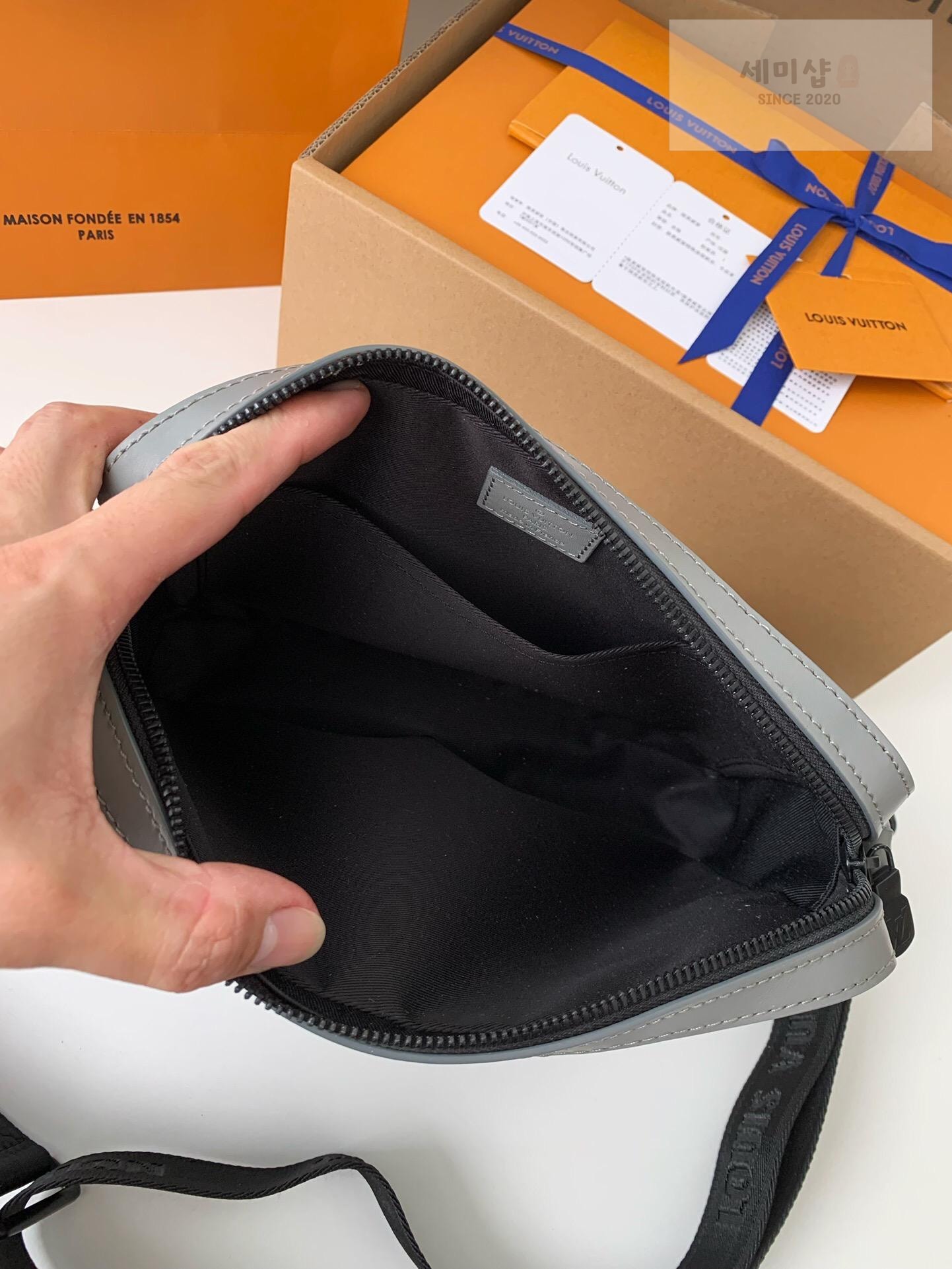 Louis Vuitton Louis Vuitton Duo Messenger Bag 5번 이미지