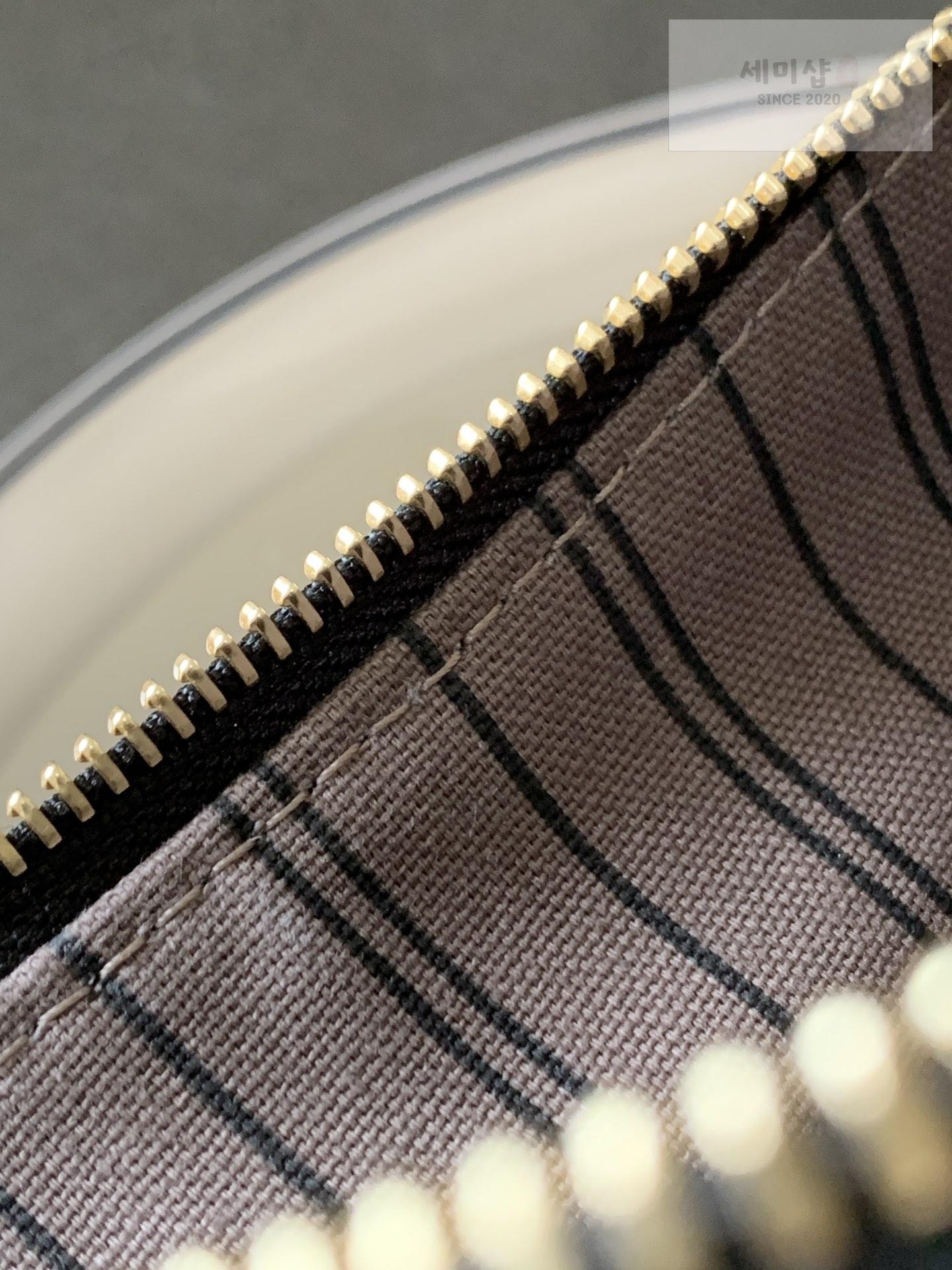 Louis Vuitton Louis Vuitton Easy Pouch on Strap Bag 13번 이미지
