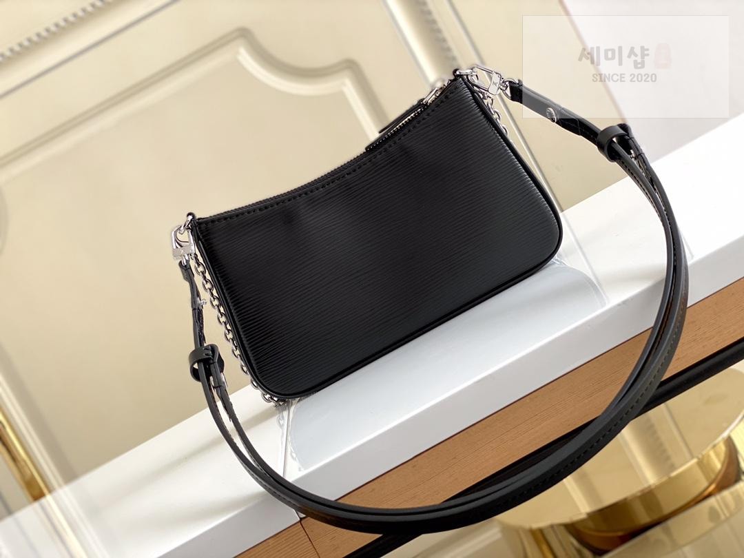 Louis Vuitton Louis Vuitton Easy Pouch on Strap Epi Bag 6번 이미지