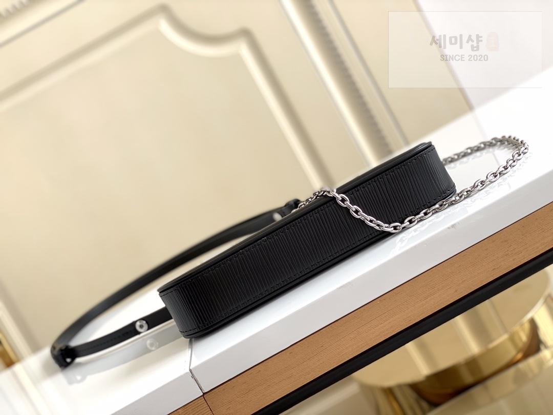 Louis Vuitton Louis Vuitton Easy Pouch on Strap Epi Bag 8번 이미지