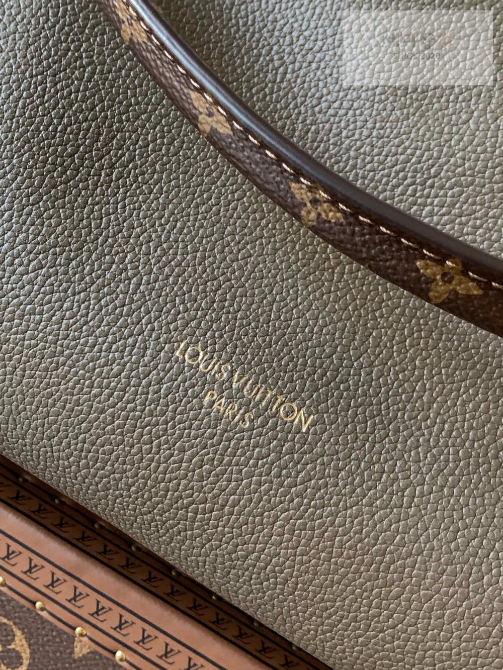 Louis Vuitton Louis Vuitton Express PM Bag 5번 이미지