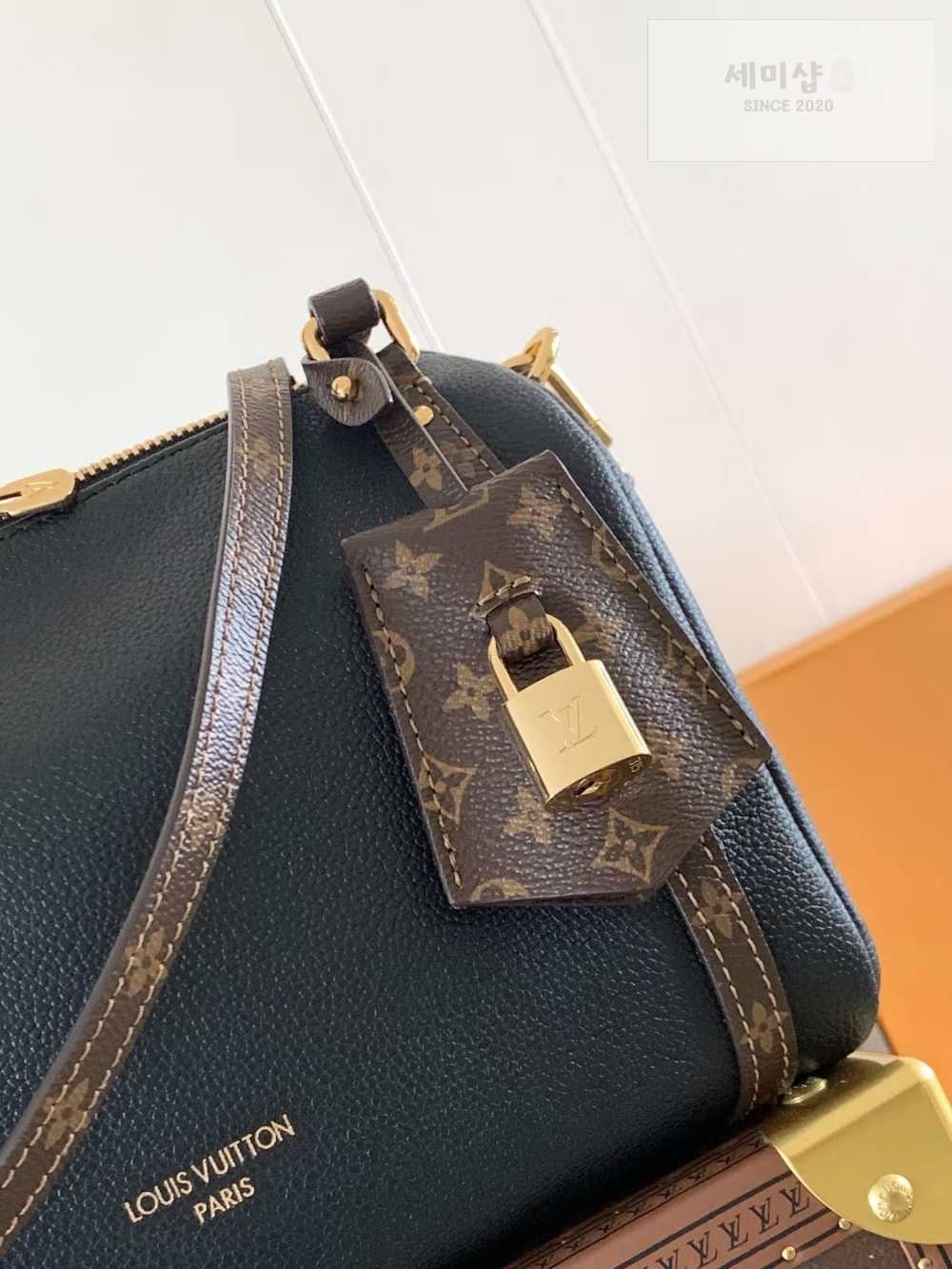 Louis Vuitton Louis Vuitton Express PM Bag 6번 이미지