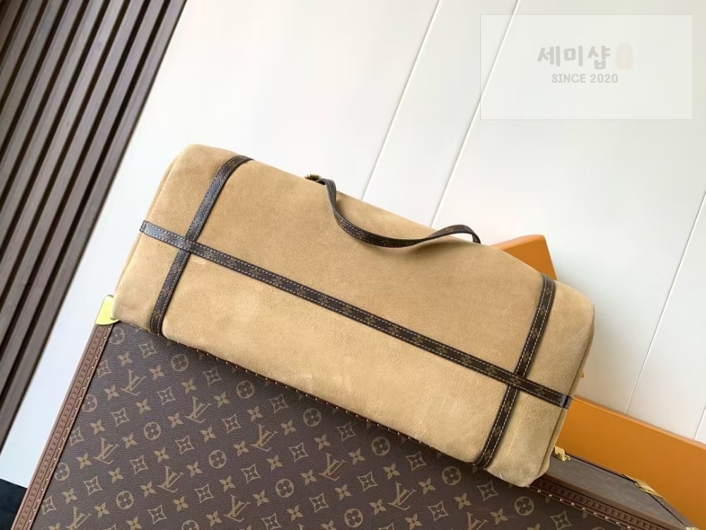 Louis Vuitton Louis Vuitton Express Travel Bag 3번 이미지