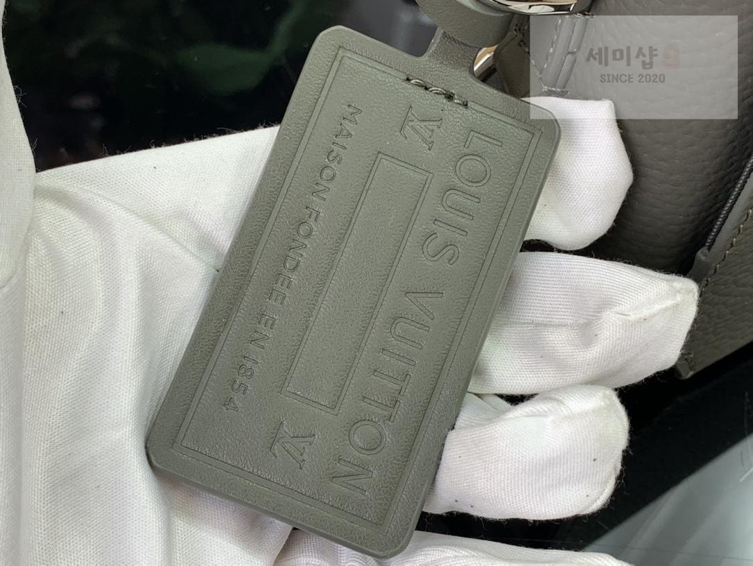 Louis Vuitton Louis Vuitton Fastline Wearable Wallet Bag 6번 이미지