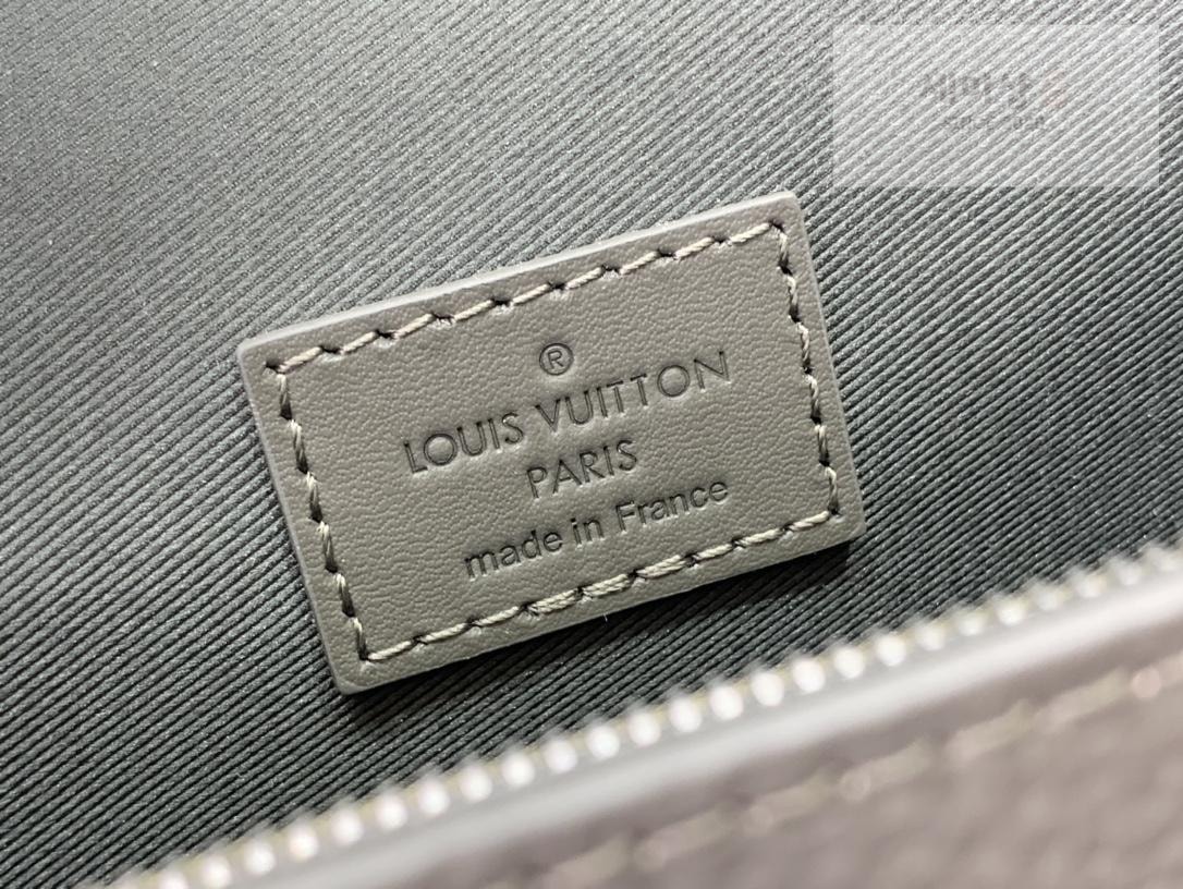 Louis Vuitton Louis Vuitton Fastline Wearable Wallet Bag 9번 이미지