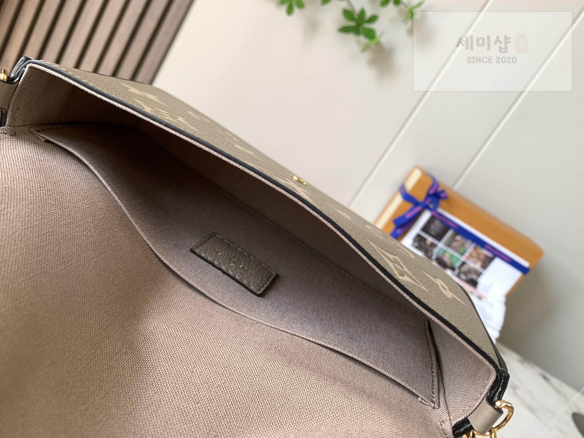 Louis Vuitton Louis Vuitton Felicie Pochette Bag 18번 이미지