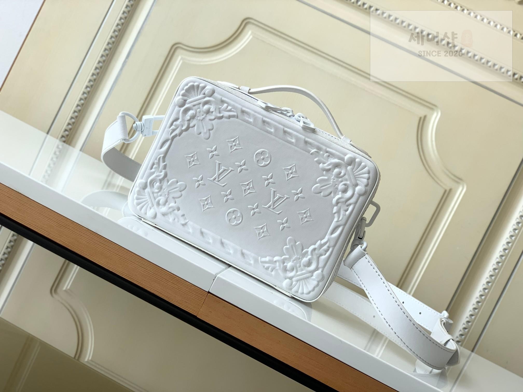 Louis Vuitton Louis Vuitton Handle Soft Trunk Bag 8번 이미지