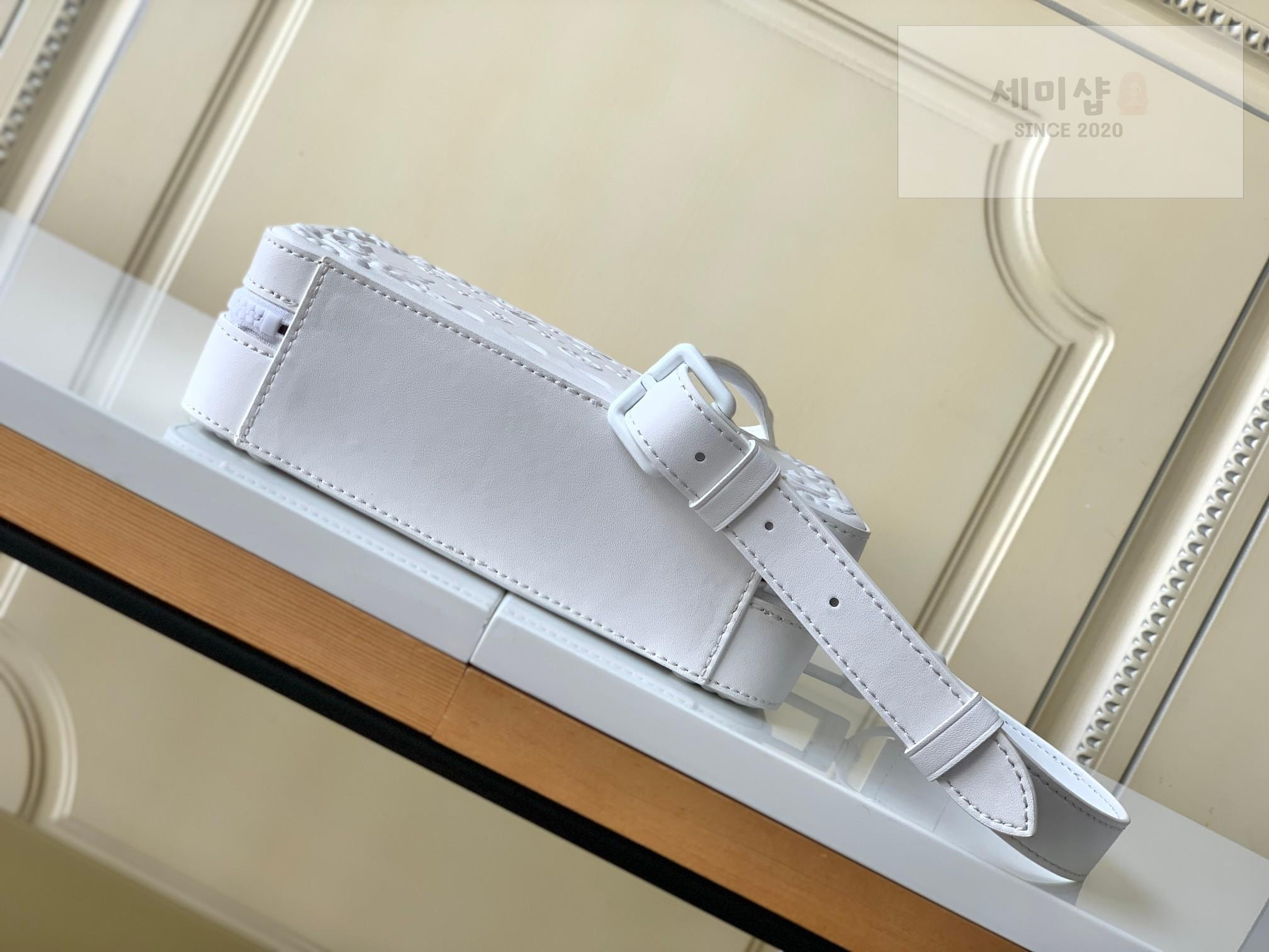 Louis Vuitton Louis Vuitton Handle Soft Trunk Bag 9번 이미지