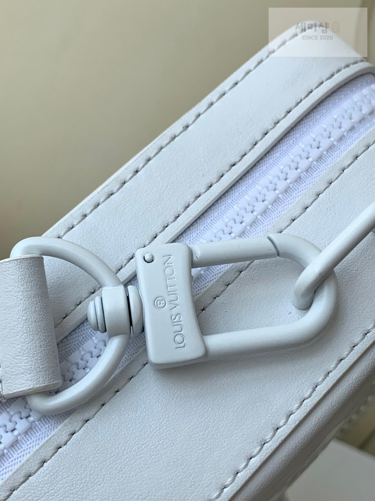 Louis Vuitton Louis Vuitton Handle Soft Trunk Bag 11번 이미지