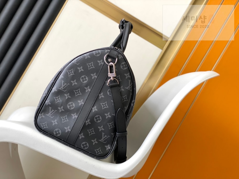 Louis Vuitton Louis Vuitton Keepall Bandouliere 50 Monogram Eclipse Bag 2번 이미지