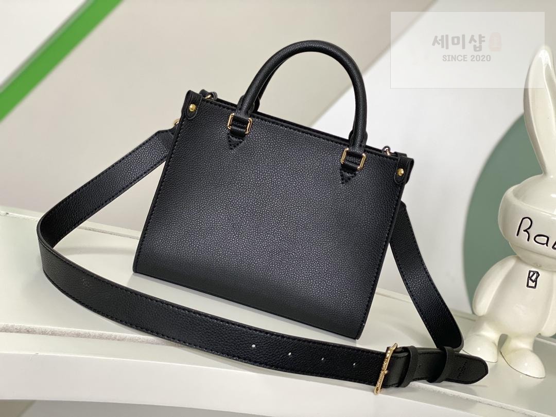 Louis Vuitton Louis Vuitton Lock & Go Bag 8번 이미지