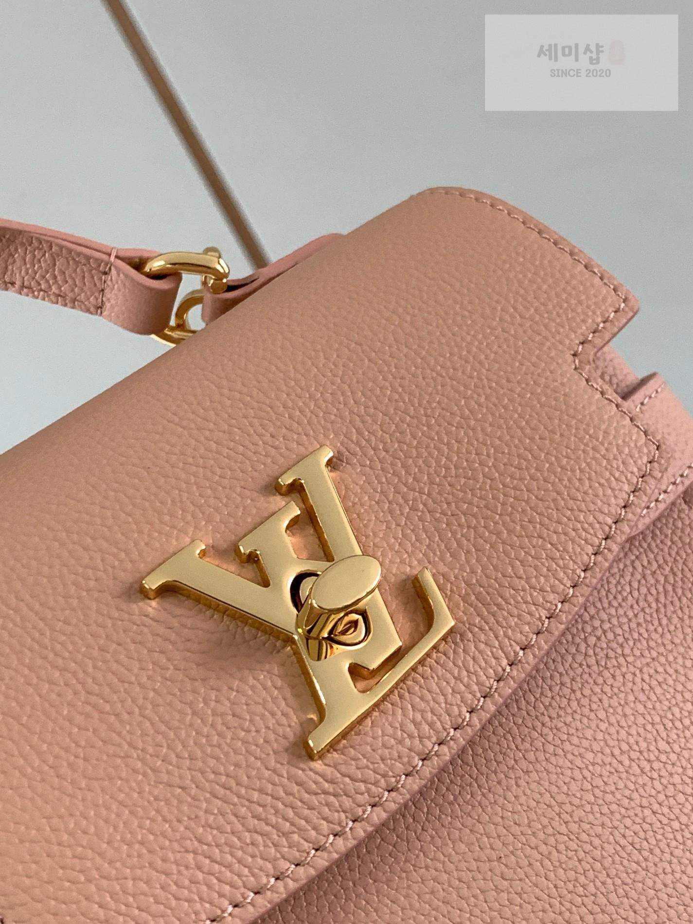 Louis Vuitton Louis Vuitton Lock Me Ever Mini Bag 11번 이미지