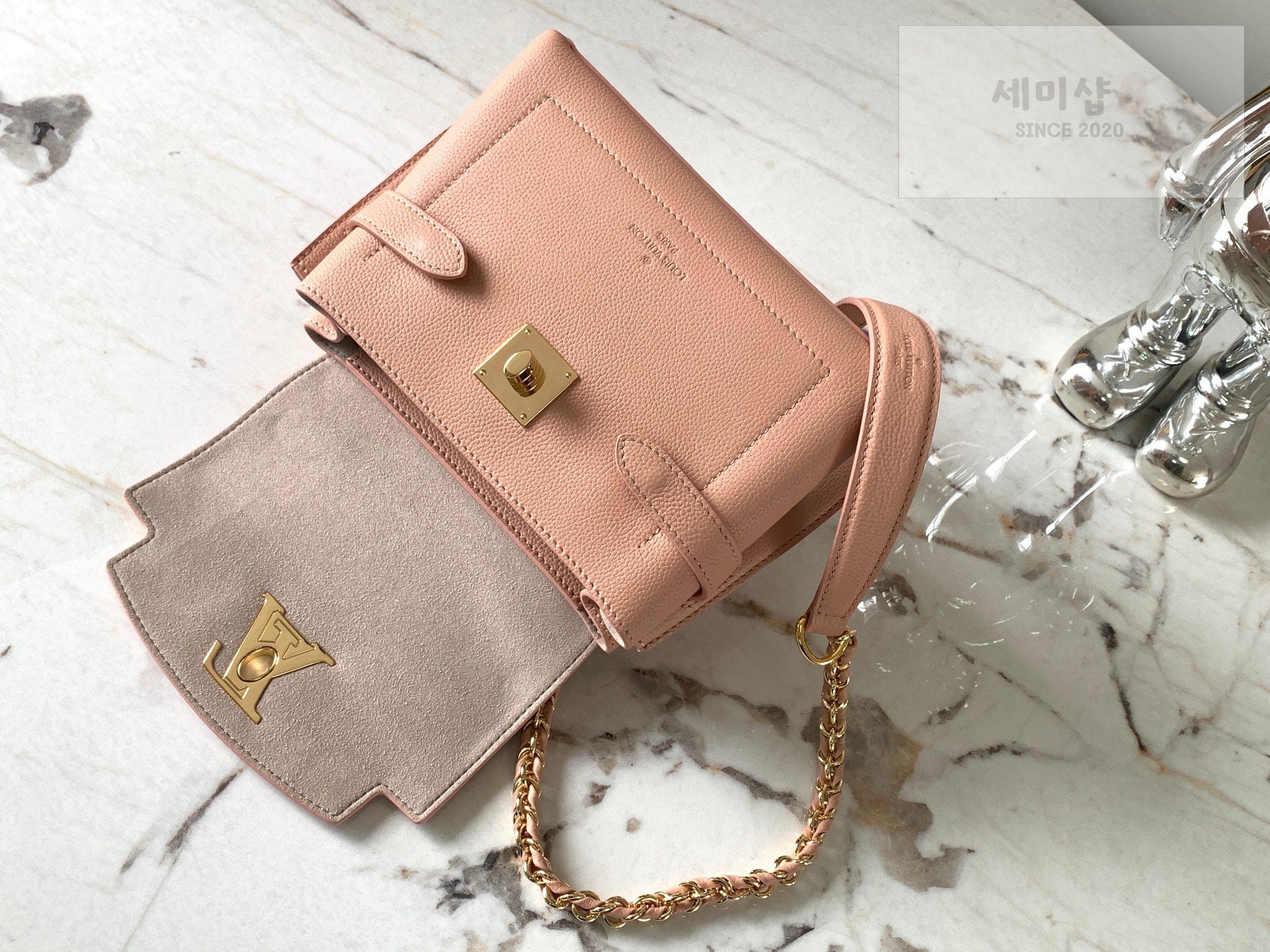 Louis Vuitton Louis Vuitton Lock Me Ever Mini Bag 13번 이미지