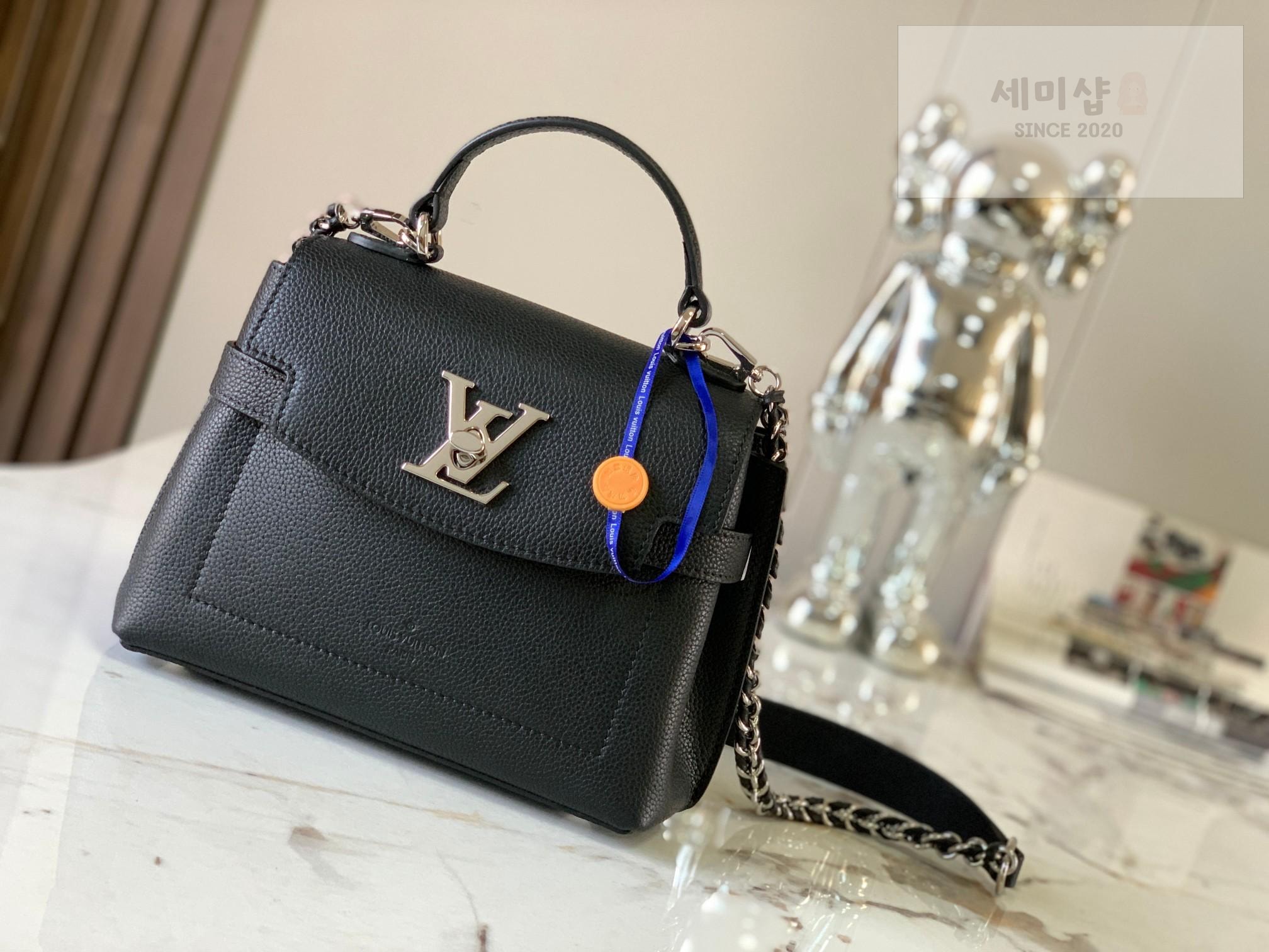 Louis Vuitton Louis Vuitton Lock Me Ever Mini Bag 15번 이미지