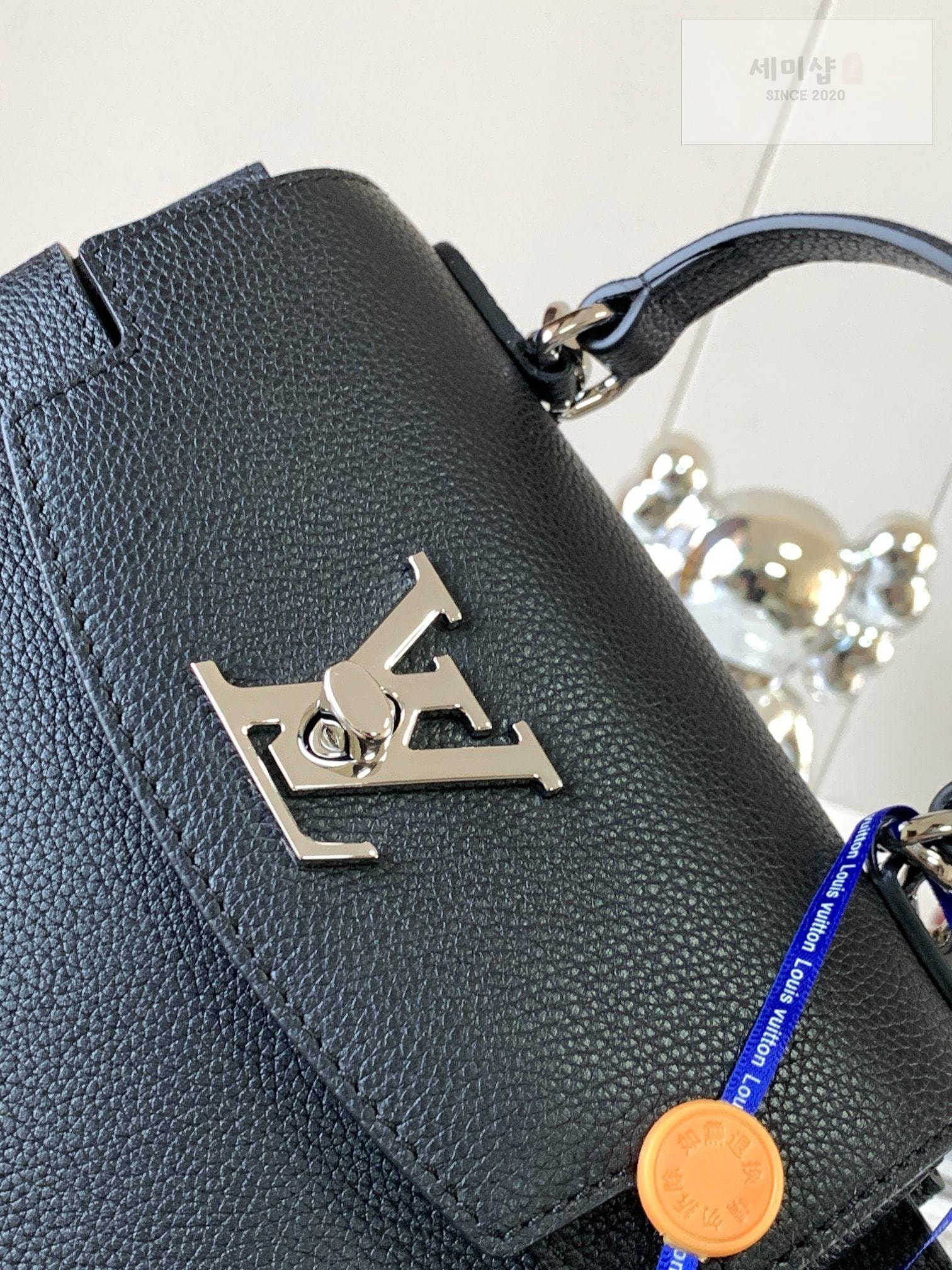 Louis Vuitton Louis Vuitton Lock Me Ever Mini Bag 18번 이미지