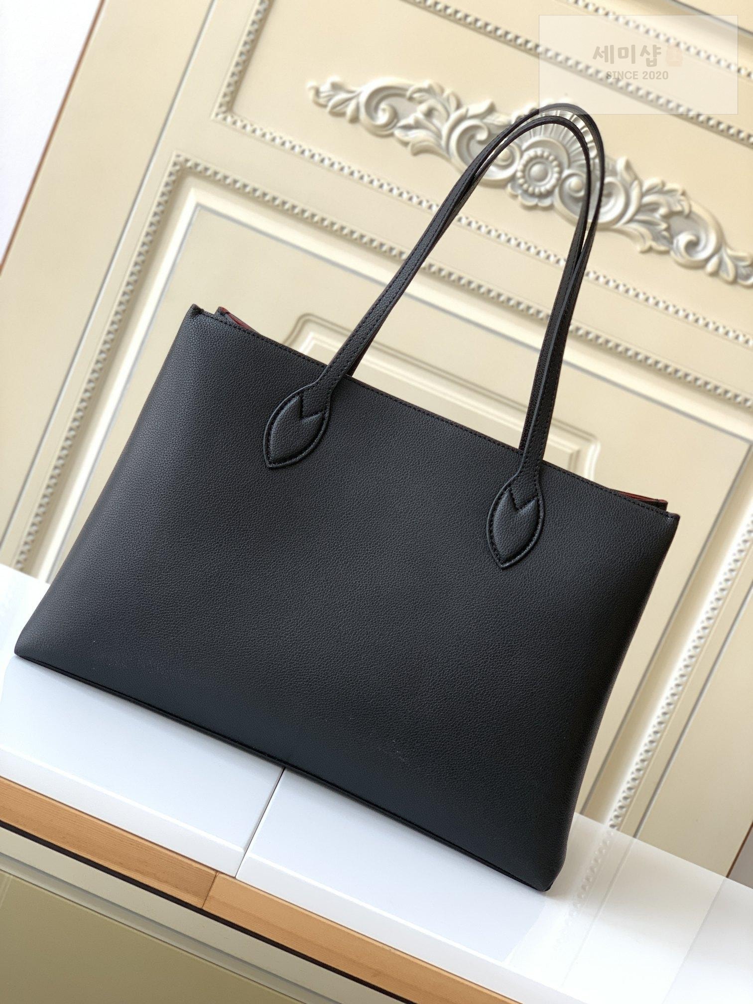 Louis Vuitton Louis Vuitton Lock Me Shopper Bag 15번 이미지