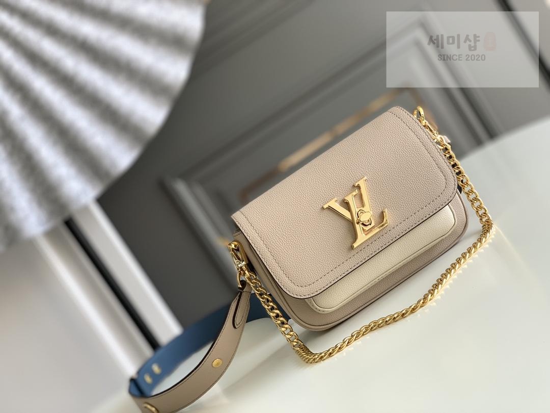 Louis Vuitton Louis Vuitton Lock Me Tender Bag 1번 이미지